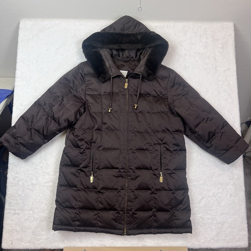 Jones New York Medium Women's Brown Long Hooded Down Puffer Jacket‎ Faux Fur